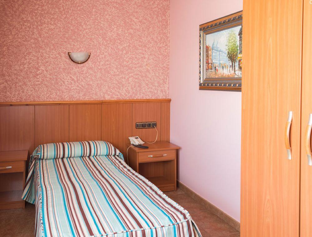 Hotel Real De Castilla トルデシリャス エクステリア 写真