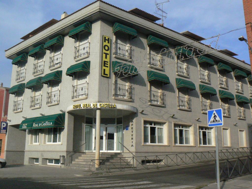 Hotel Real De Castilla トルデシリャス エクステリア 写真