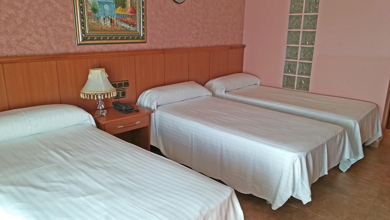 Hotel Real De Castilla トルデシリャス エクステリア 写真